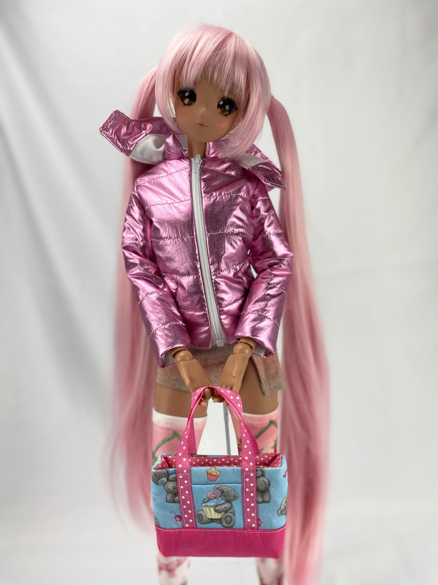 Down Jacket Pattern for Smart Doll. Fits default and medium smooth bust. Doll clothes patterns pdf. Smart Doll Clothes